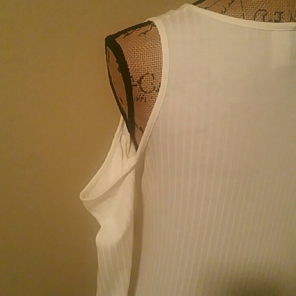 White and Black off the shoulder top. - Picture 3 of 8